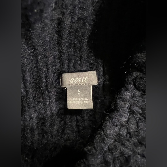 Aerie mock neck sweater - Picture 2 of 4